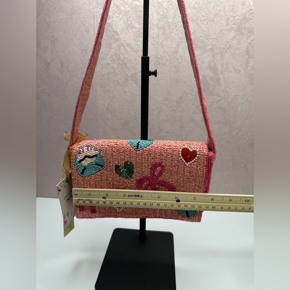 Charming Pink Beaded Shoulder Bag - Picture 2 of 14